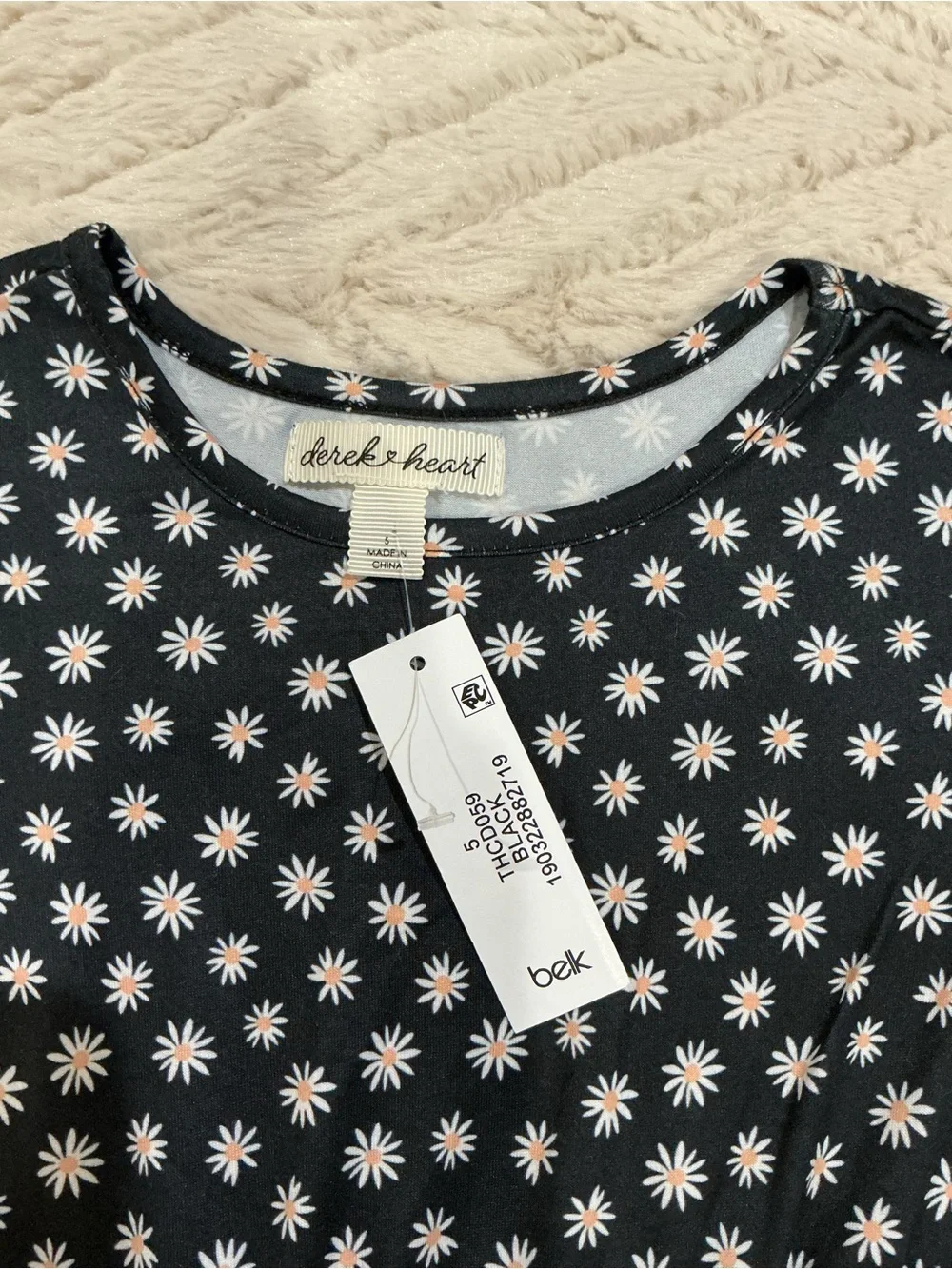 Derek Heart Black Daisy Tiered Short-Sleeve Dress